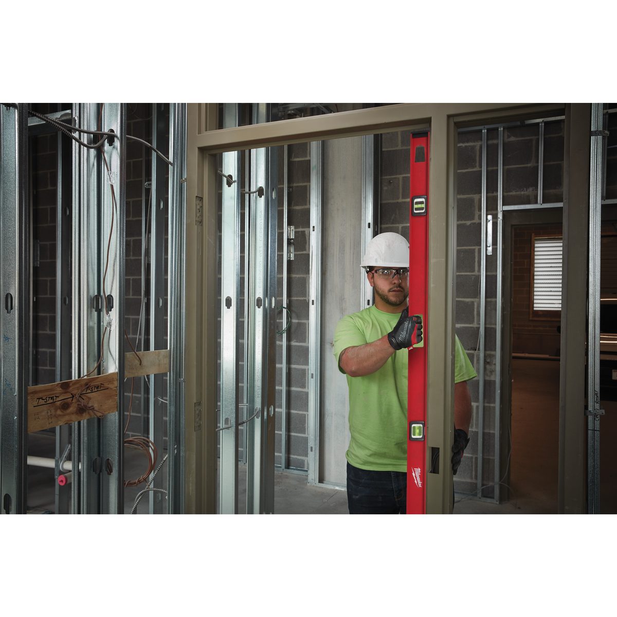 Milwaukee Magnetická vodováha I-Beam 200 cm