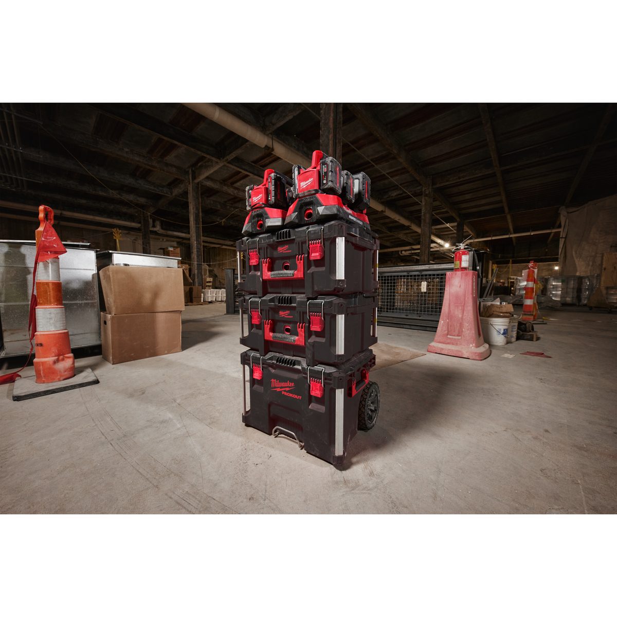 Milwaukee M18 PC6 Packout Rapid Charger - nabíječka