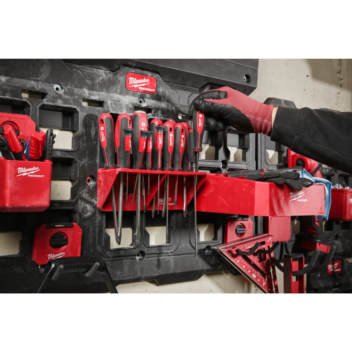 Milwaukee PACKOUT polička na šroubováky - 1ks