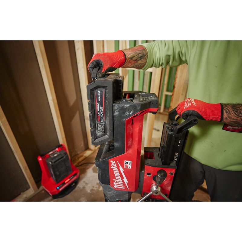 Milwaukee MX FUEL Forge 12Ah baterie - MXF HD812