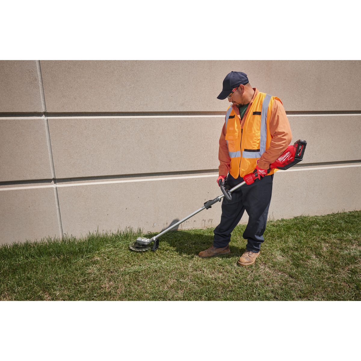 Milwaukee M18 FOPH-RA QUIK-LOK vyžínač plevele nástavec