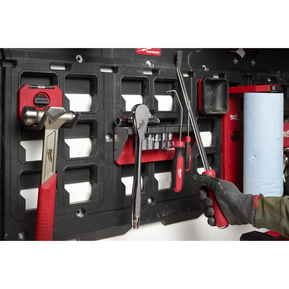 Milwaukee Packout magnetická polička