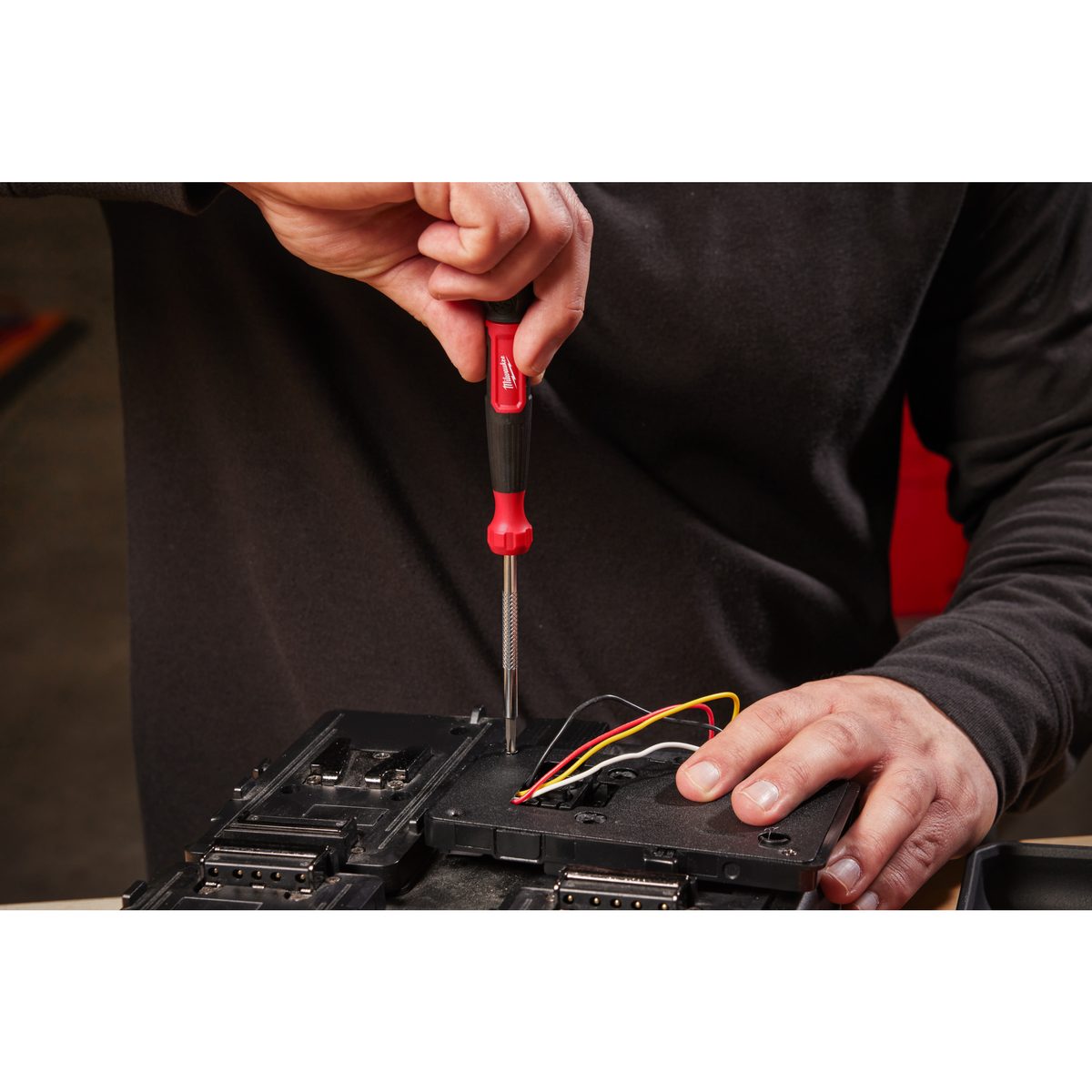 Milwaukee 39ks sada přesného šroubováku Multi-Bit s bity v pouzdře