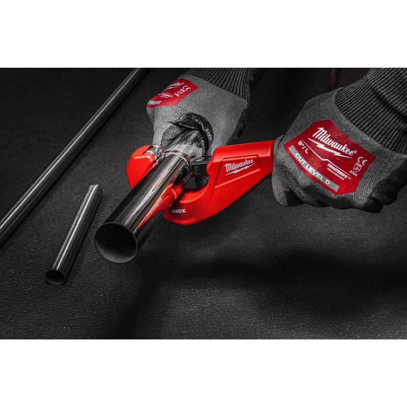 Milwaukee Constant Swing Inox Tubing Cutter 29mm