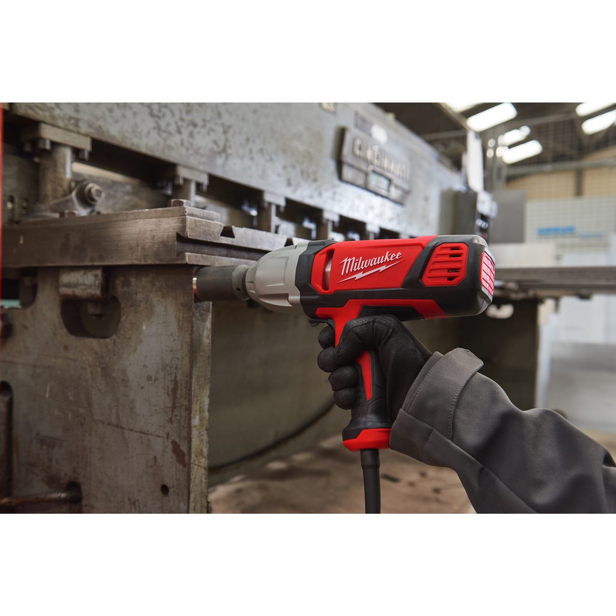 Milwaukee IPWE400R1/2˝ rázový utahovák