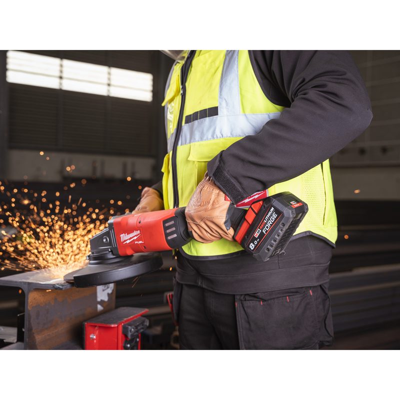 Milwaukee M18 ONEFLAG230XPDB-0C 230 úhlová bruska s kolébkovým spínačem, Rapid STOP