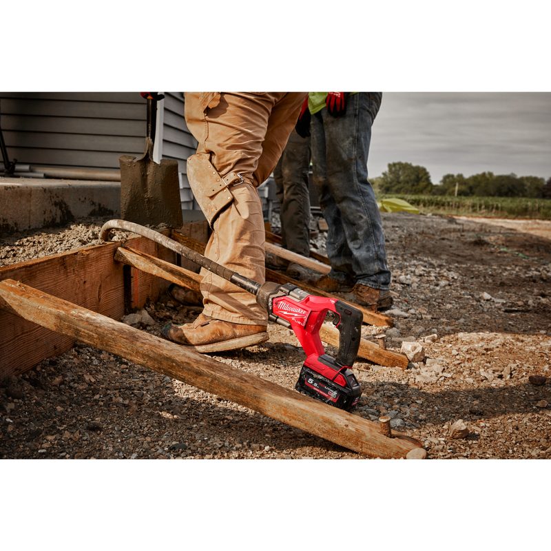 Milwaukee M18 FUEL FCVN12-0 Aku jehlový ponorný vibrátor na beton s kabelem 1,2 m