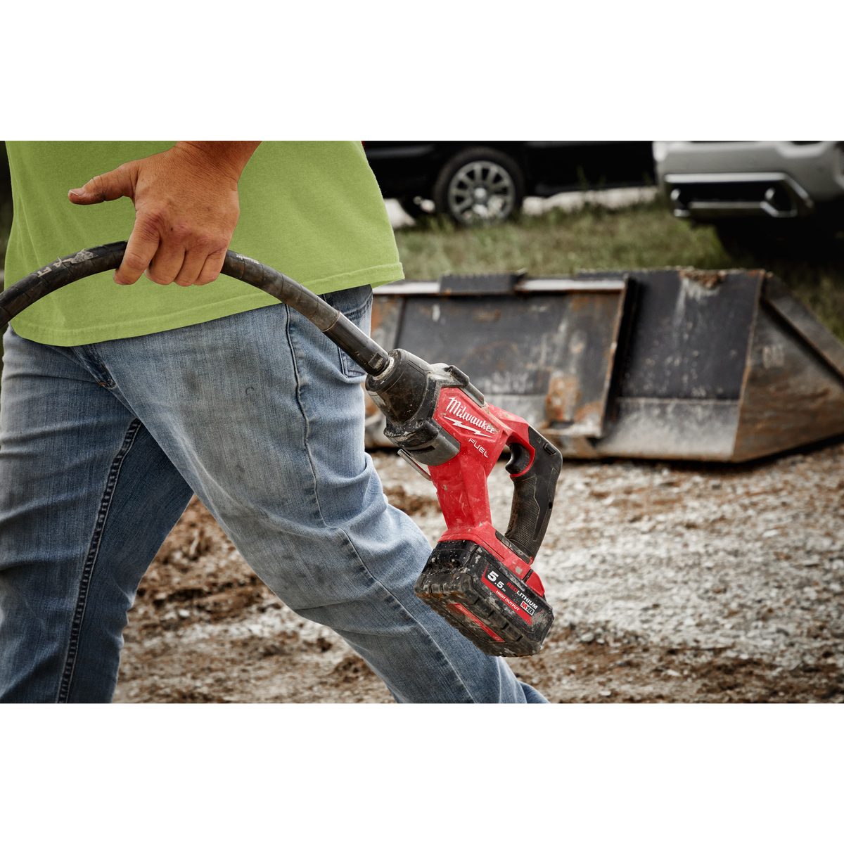 Milwaukee M18 FUEL FCVN24-0 Aku jehlový ponorný vibrátor na beton s kabelem 2,4 m
