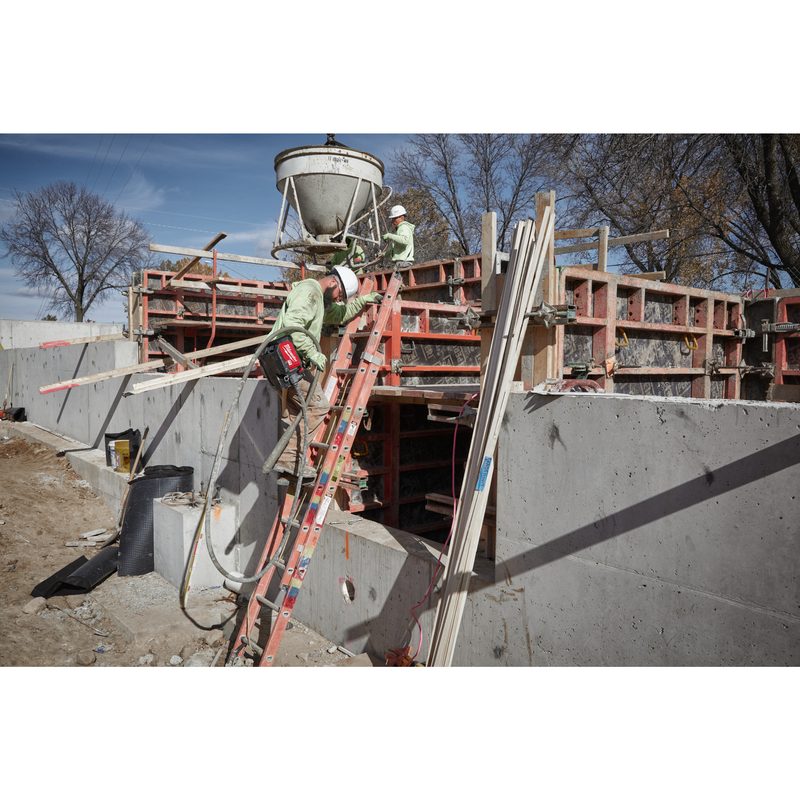 Milwaukee MXF CVBC-0 MX FUEL KUFŘÍKOVÝ PONORNÝ VIBRÁTOR NA BETON