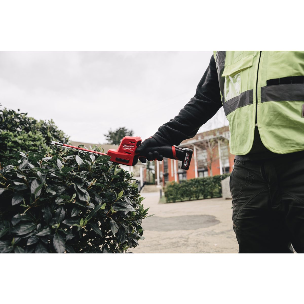 Milwaukee M12 FHT20-0 Plotostřih 20 cm