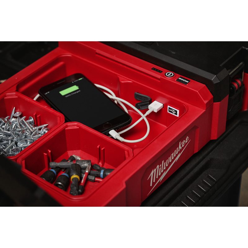 Milwaukee M12 POAL-0 PACKOUT prostorová svítilna 1400 lumenů