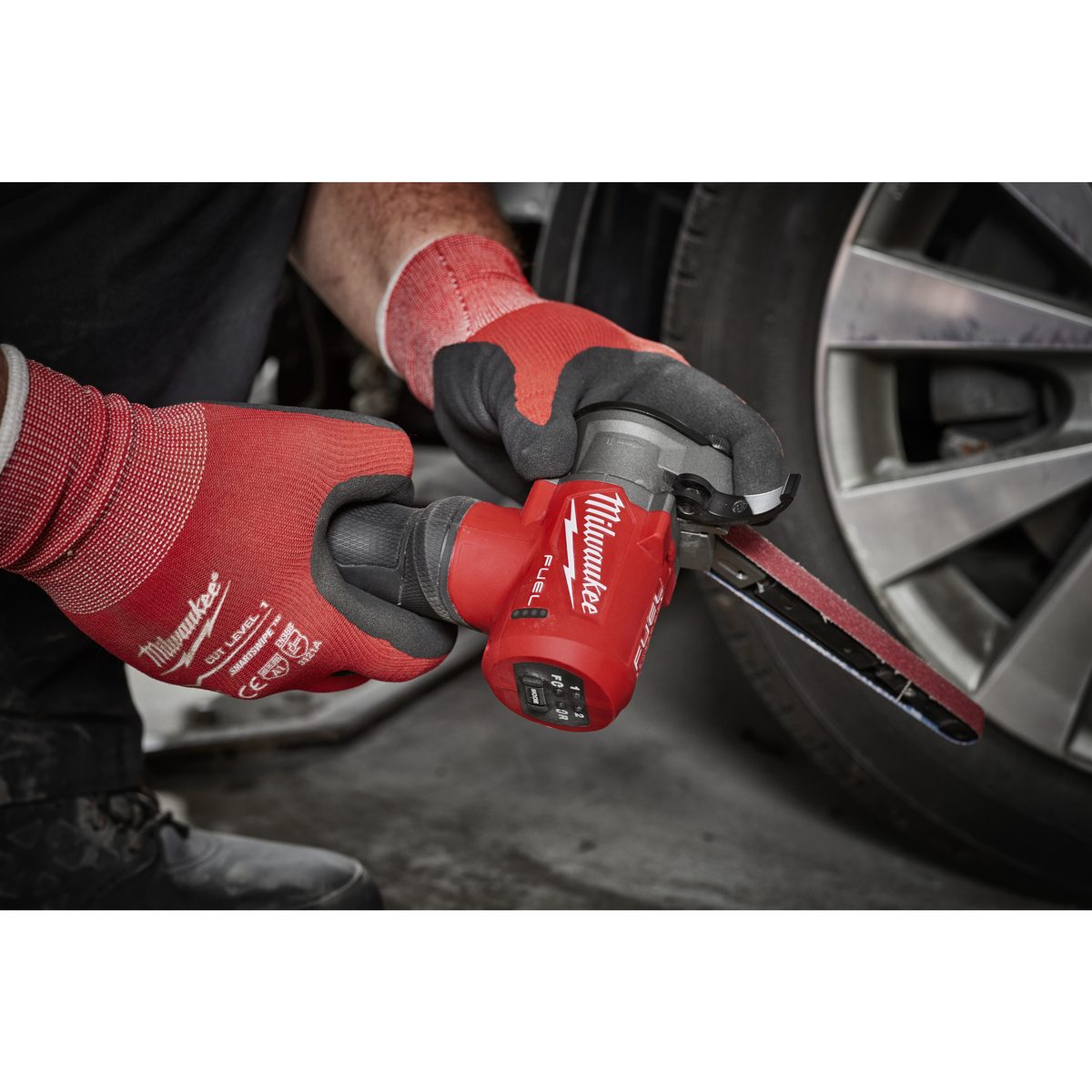 Milwaukee M12 FBFL13-402B Pásová pilníková bruska - 13 mm