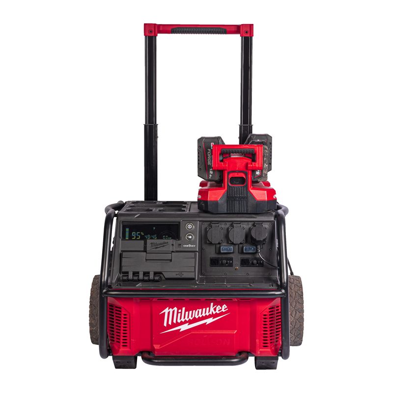 Milwaukee Napájecí zdroj ROLL-ON™ 7200/ 3600 W 2,5 KWH