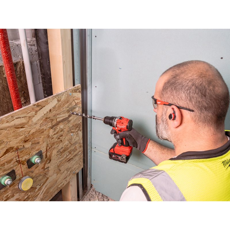 Milwaukee M18 BLDDRC-502C kompaktní bezuhlíkový vrtací šroubovák