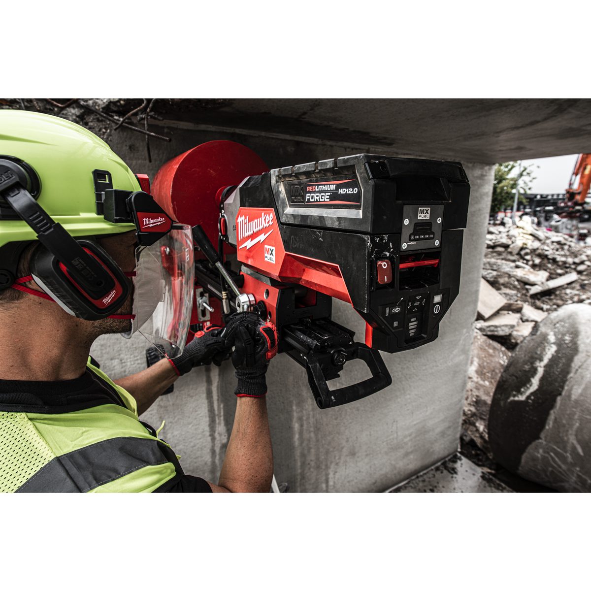 Milwaukee MXF DCD350KIT-0 350 mm diamantová jádrová vrtačka