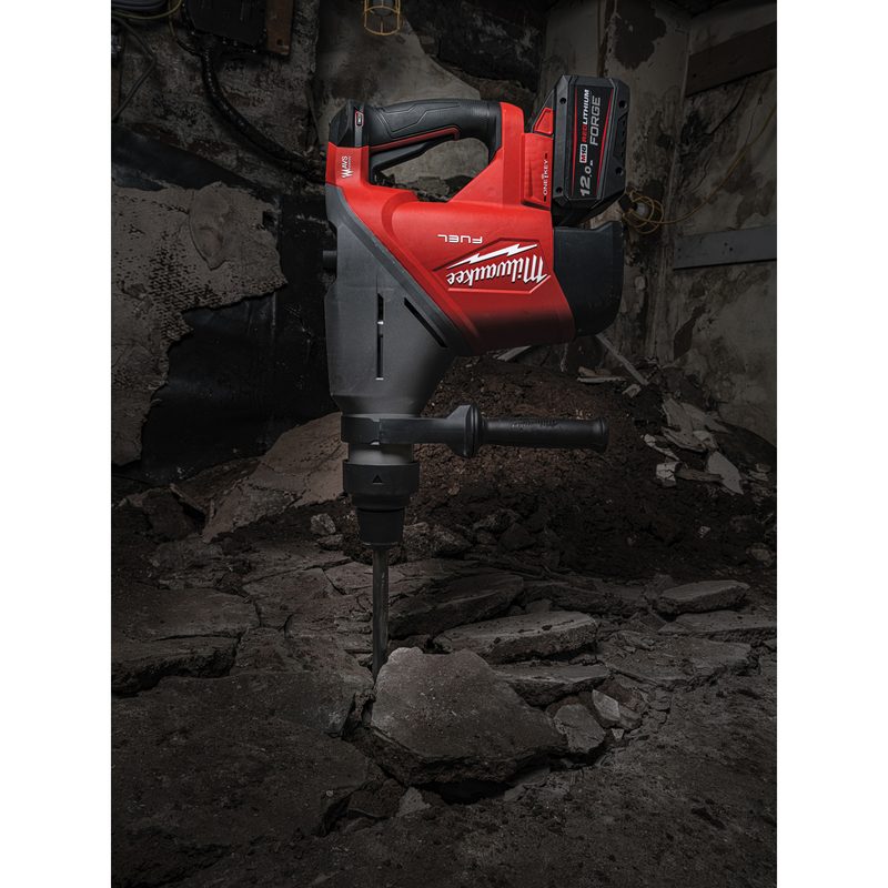 Milwaukee M18 FHACO745-122C SDS-MAX vratcí a bourací kladivo 45mm - 7kg