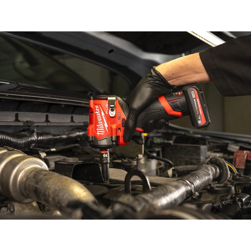 Milwaukee M12 FCIWF12G3-502X 1/2 rázový utahovák poj. kroužek - 746Nm