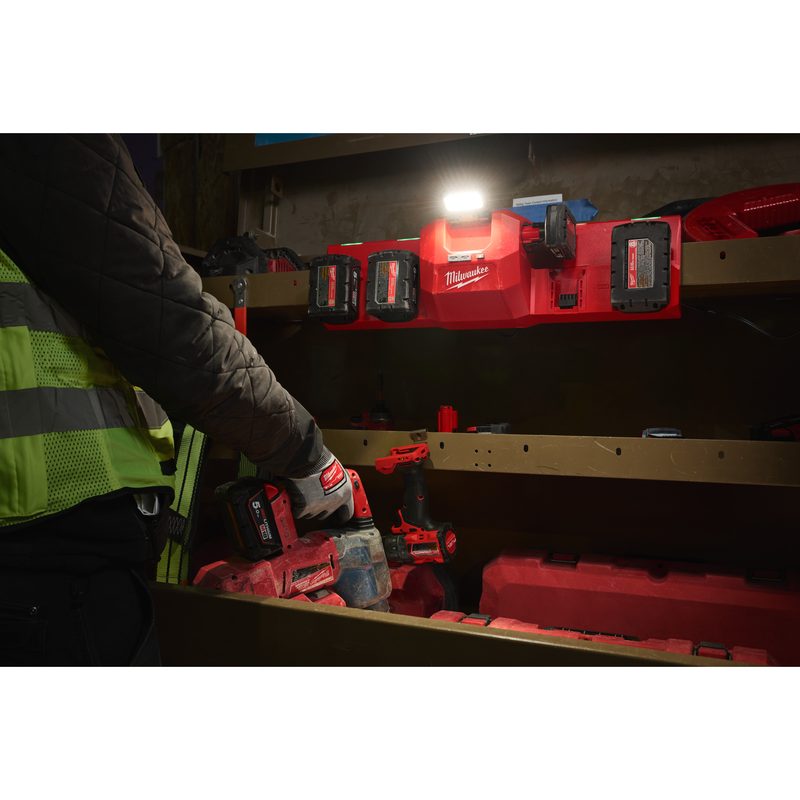 Milwaukee M12-18 GBC4 Nabíjecí stanice