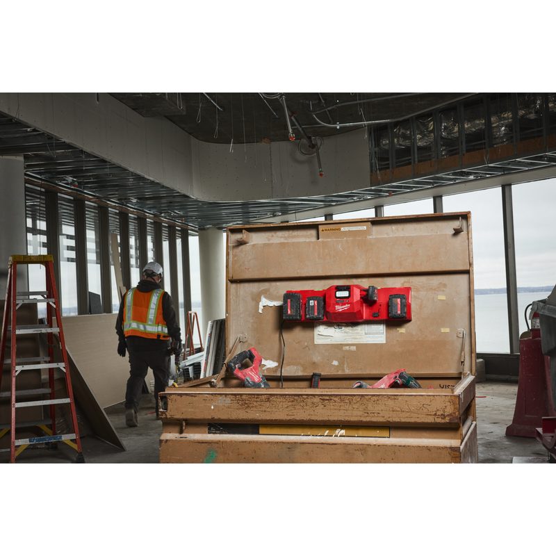 Milwaukee M12-18 GBC4 Nabíjecí stanice