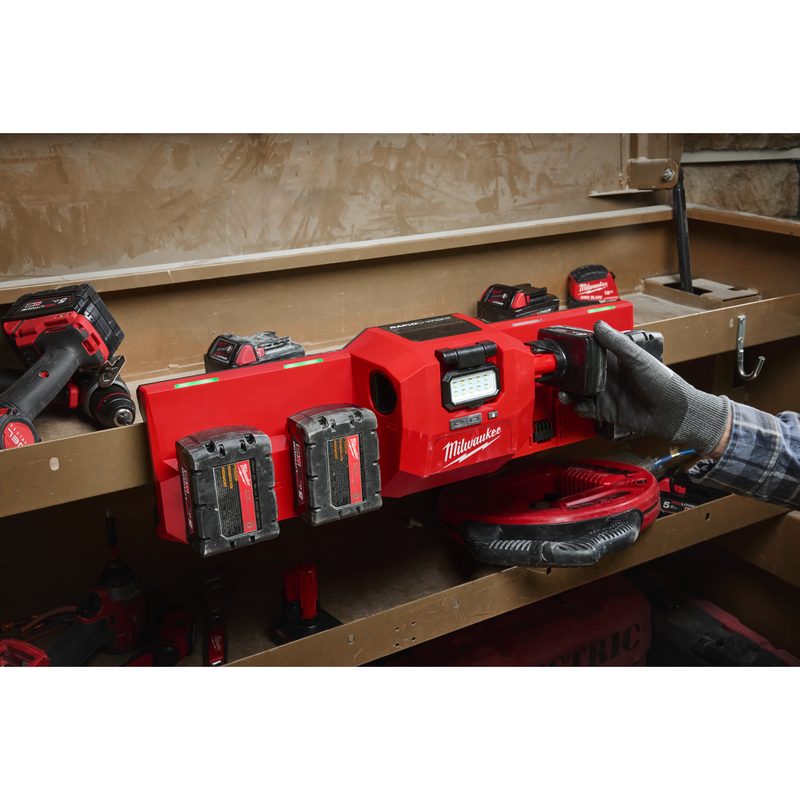 Milwaukee M12-18 GBC4 Nabíjecí stanice