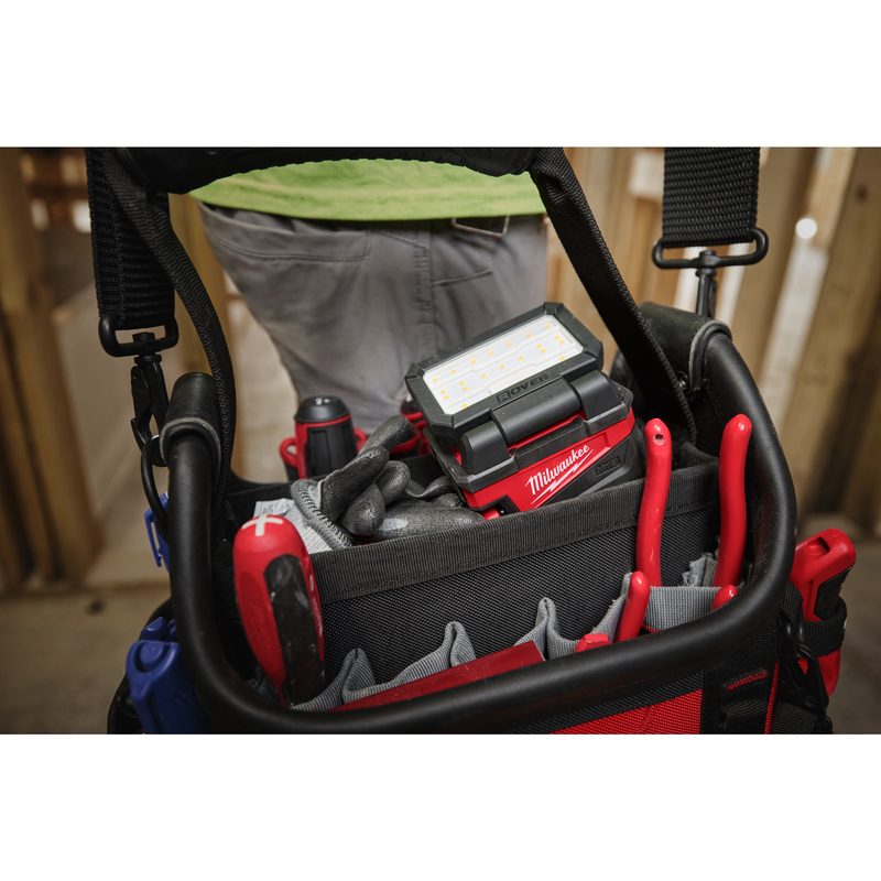 Milwaukee M18 ALIS-0 Svělo a USB zdroj na M18 akumulátory, 1000 lumenů