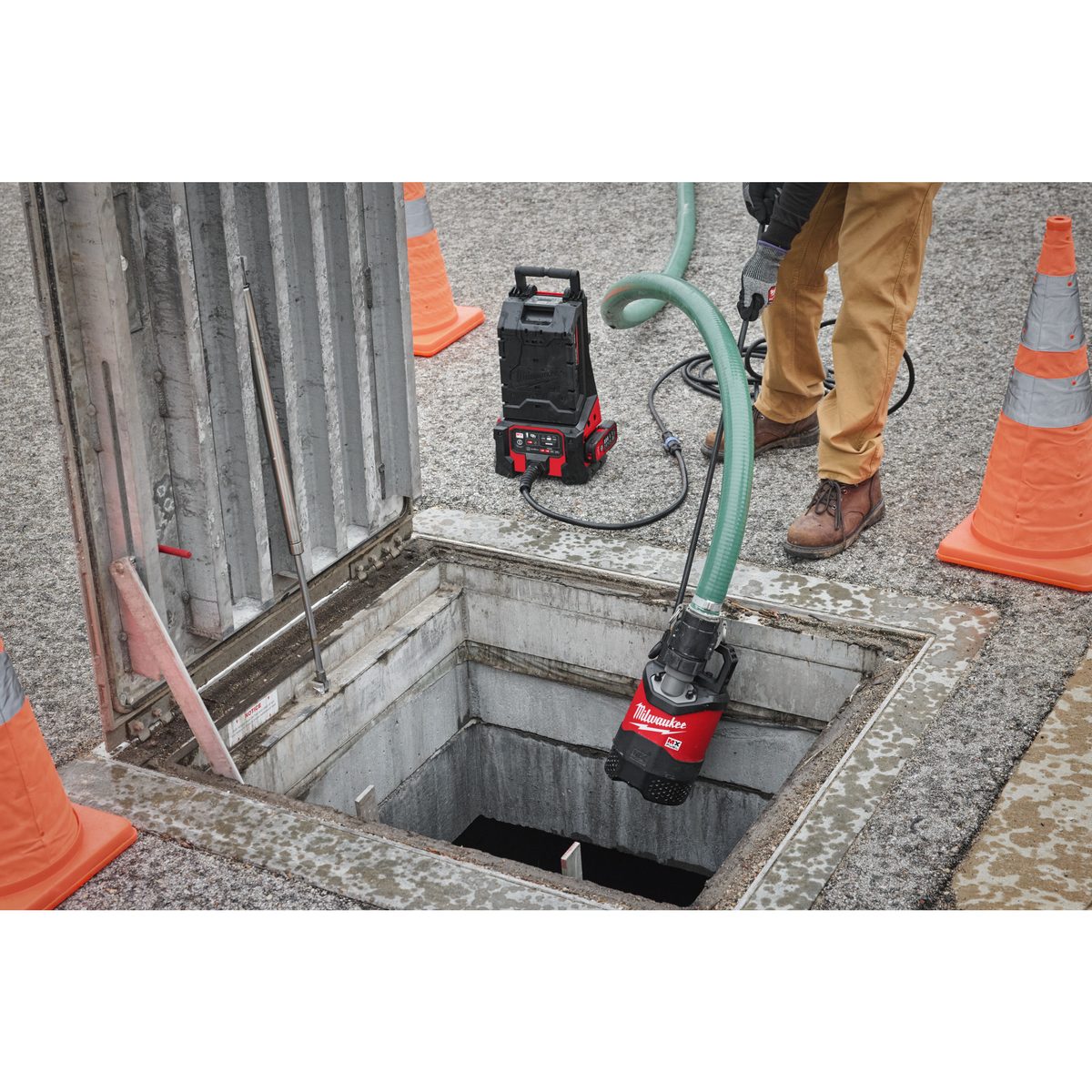 Milwaukee MX FUEL MXFSMP2-802 Ponorné čerpadlo 1HP 2”