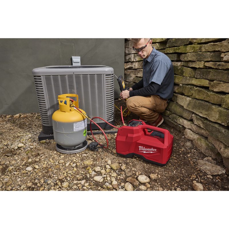 Milwaukee M18 BLRP-121 Bezuhlíkové rekuperační čerpadlo (1× 12,0 Ah)
