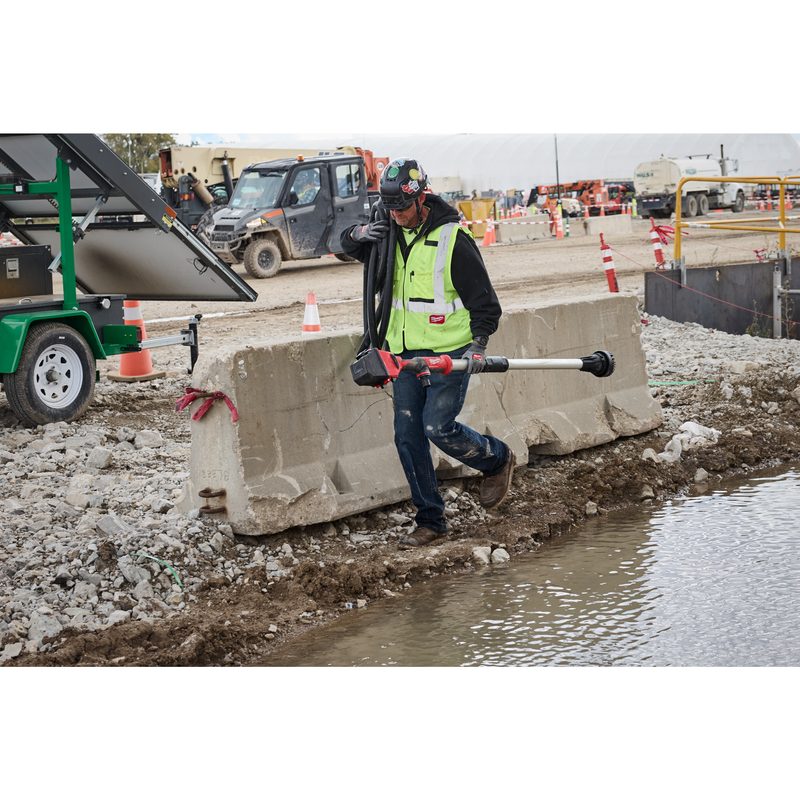 Milwaukee M18 BLSWP-0 HYDROPASS Kalové vodní čerpadlo
