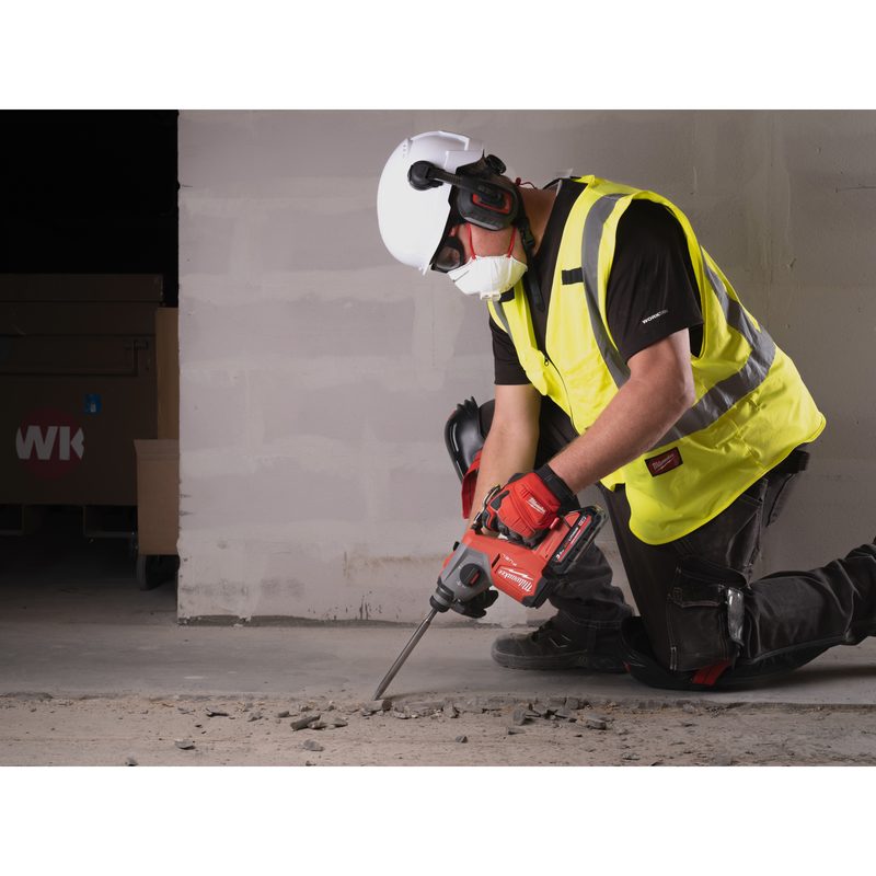 Milwaukee M18 FHACDDE-0C Kombinované kladivo SDS-Plus s odsáváním – 1,7 J