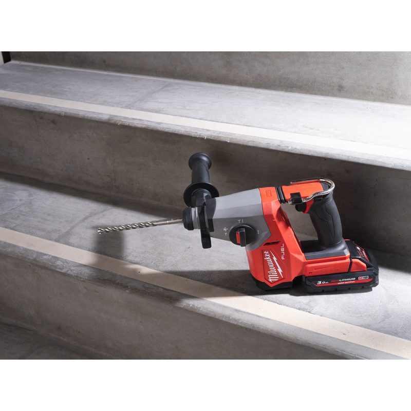 Milwaukee M18 FHACDDE-0C Kombinované kladivo SDS-Plus s odsáváním – 1,7 J