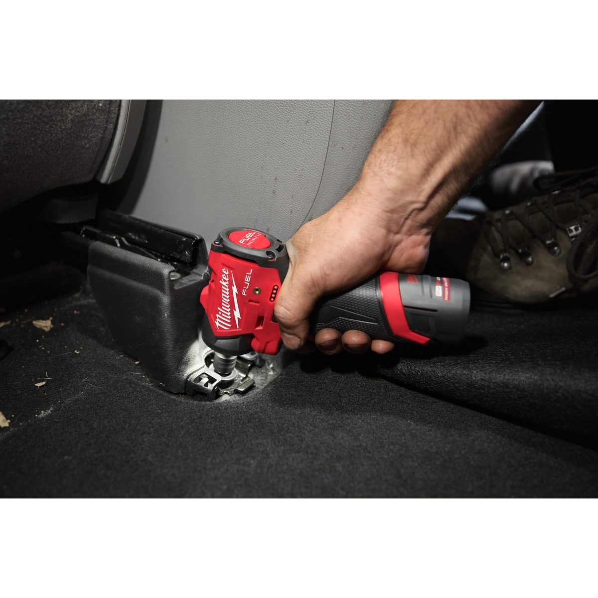 Milwaukee M12 FSCIWF14-252X Subkompaktní rázový utahovák 1/4 - 136 Nm