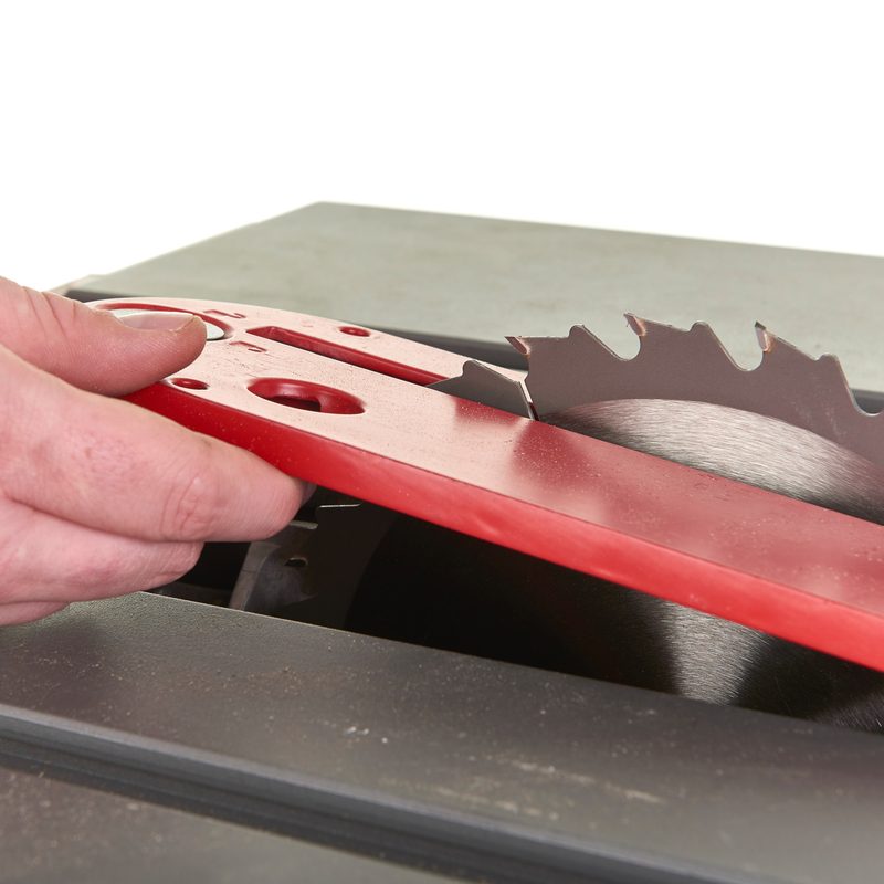 Milwaukee M18 FTS210-121B FUEL ONE-KEY stolní pila