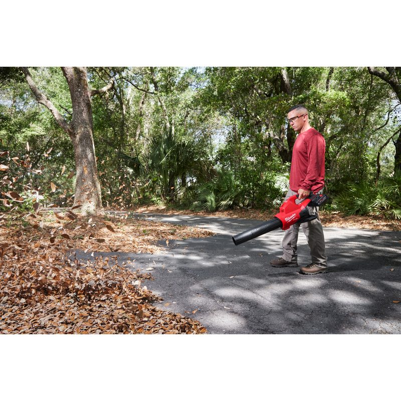 Milwaukee M18 F2BL-802 fukár se dvěma akumulátory