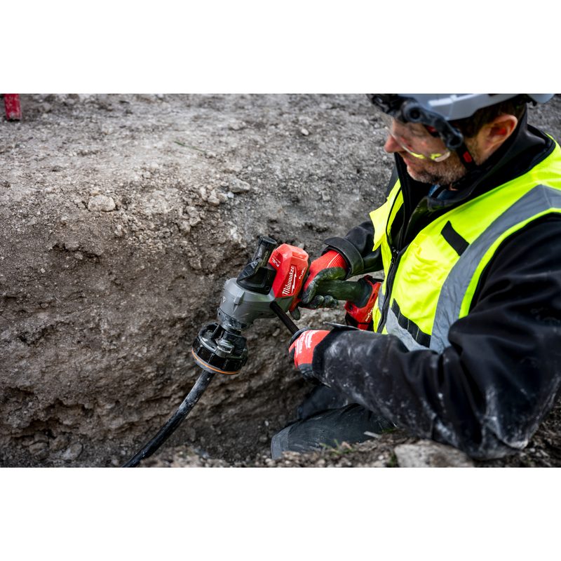 Milwaukee M18 FCST-0C Odizolovač kabelů - 50–800 mm²