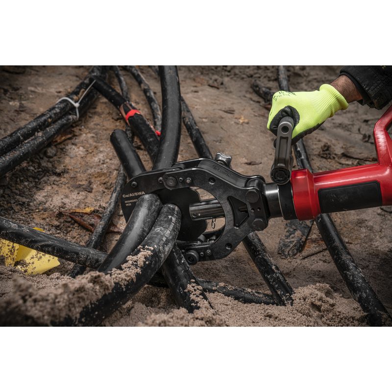Milwaukee M18 HCC125-801C FORCE LOGIC hydraulické bezpečnostní nůžky na kabely 125 mm