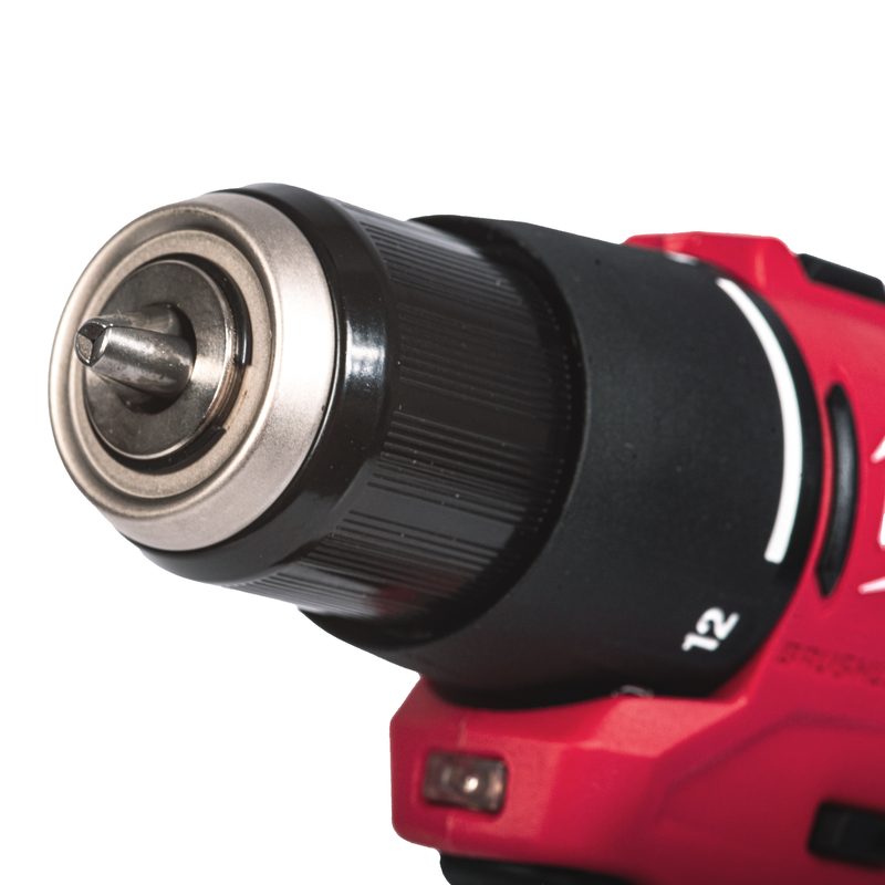 Milwaukee M12 BLPDRC-202C Kompaktní bezuhlíková příklepová vrtačka – 40 Nm