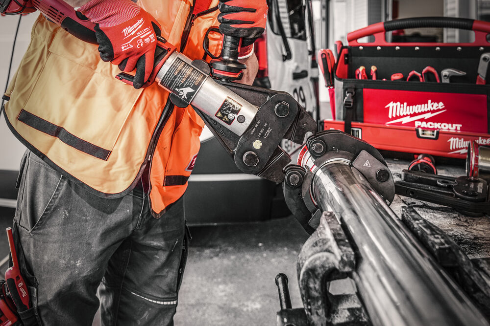 Milwaukee M18 BLHPTXL-0P Force Logic Hydraulický lis XL