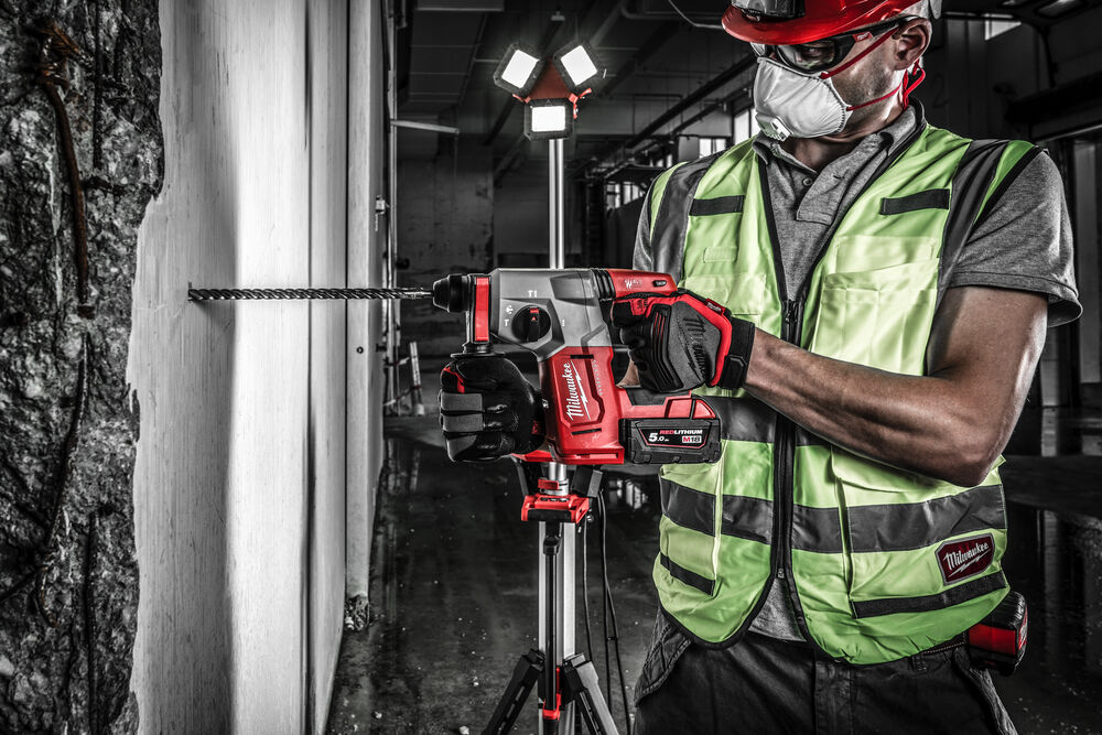 Milwaukee M18 BLH-0 SDS plus 26 mm vrtací a sekací kladivo