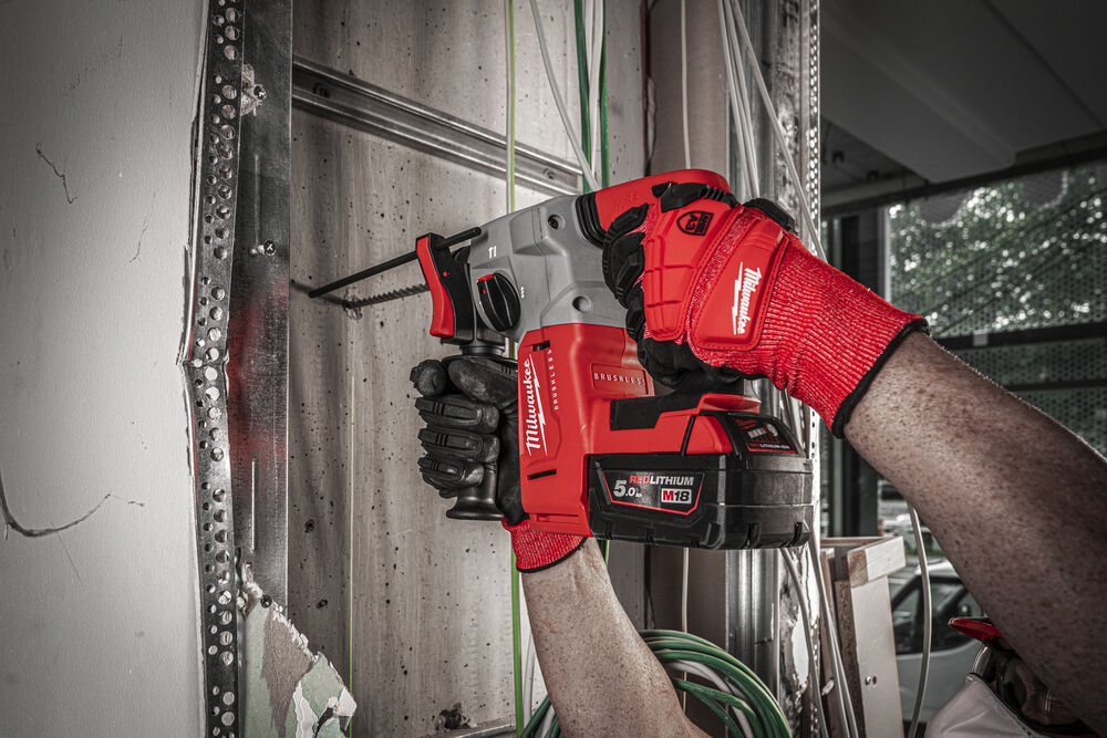 Milwaukee M18 BLH-0 SDS plus 26 mm vrtací a sekací kladivo
