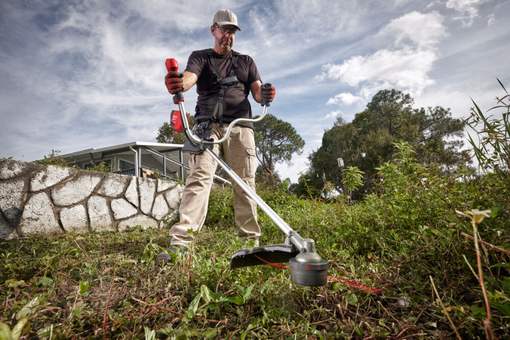 Milwaukee M18 FBCU-802 Křovinořez