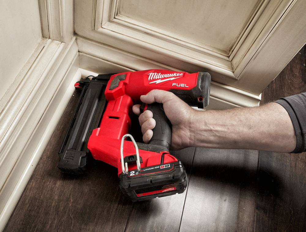Milwaukee M18 FN18GS-0X DOKONČOVACÍ HŘEBÍKOVAČKA