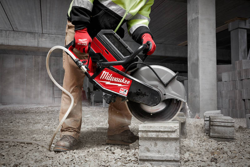 Milwaukee MXF COS350-602 Rozbrušovací pila