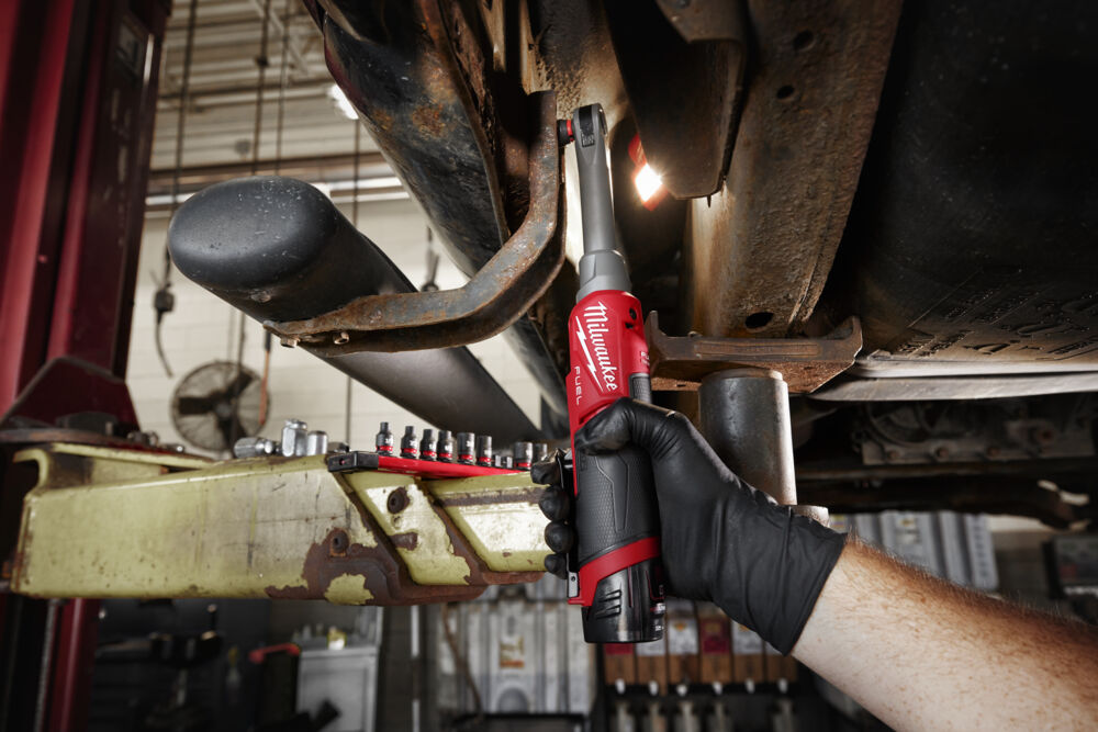 Milwaukee M12 FHIR38LR-0 ⅜″ Vysokorychlostní ráčna s prodlouženou hlavou