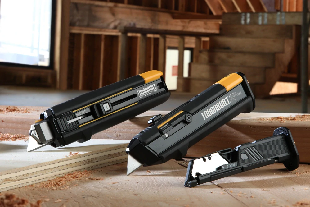 ToughBuilt Zatahovací nabíjecí nůž - 5 x čepel