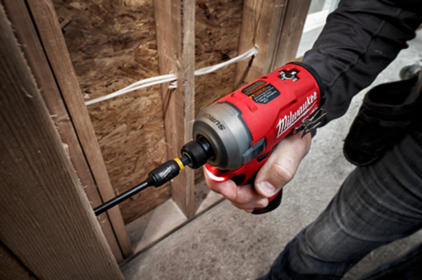 Milwaukee M12 FQID-202X Hex FUEL Hydrualický rázový utahovák, 50Nm, 2 x 2Ah