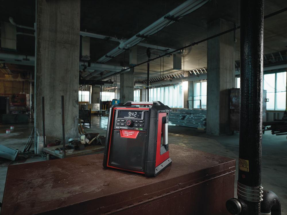 Milwaukee M18 RC-0 M18 rádio/ nabíječka