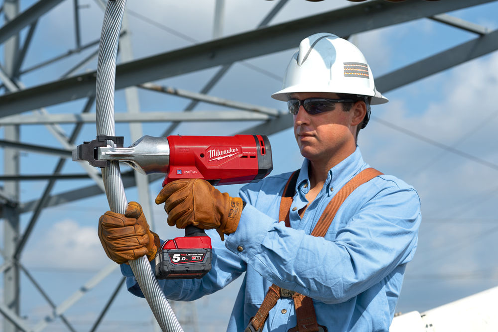 Milwaukee M18 HCC45-522C Hydraulické nůžky na nadzemní kabely FORCELOGIC