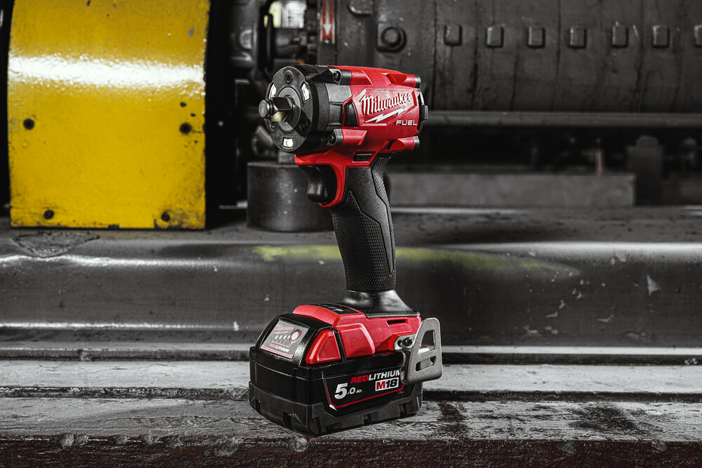 Milwaukee M18 FIW2F12-0X FUEL 1/2 Rázový utahovák, 339Nm, poj. kroužek