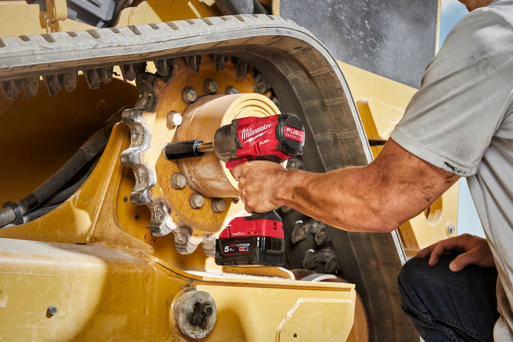 Milwaukee M18 ONEFHIWF12E-0X - 1/2" RÁZOVÝ UTAHOVÁK S PRODLOUŽENÝM VŘETENEM - 1500Nm