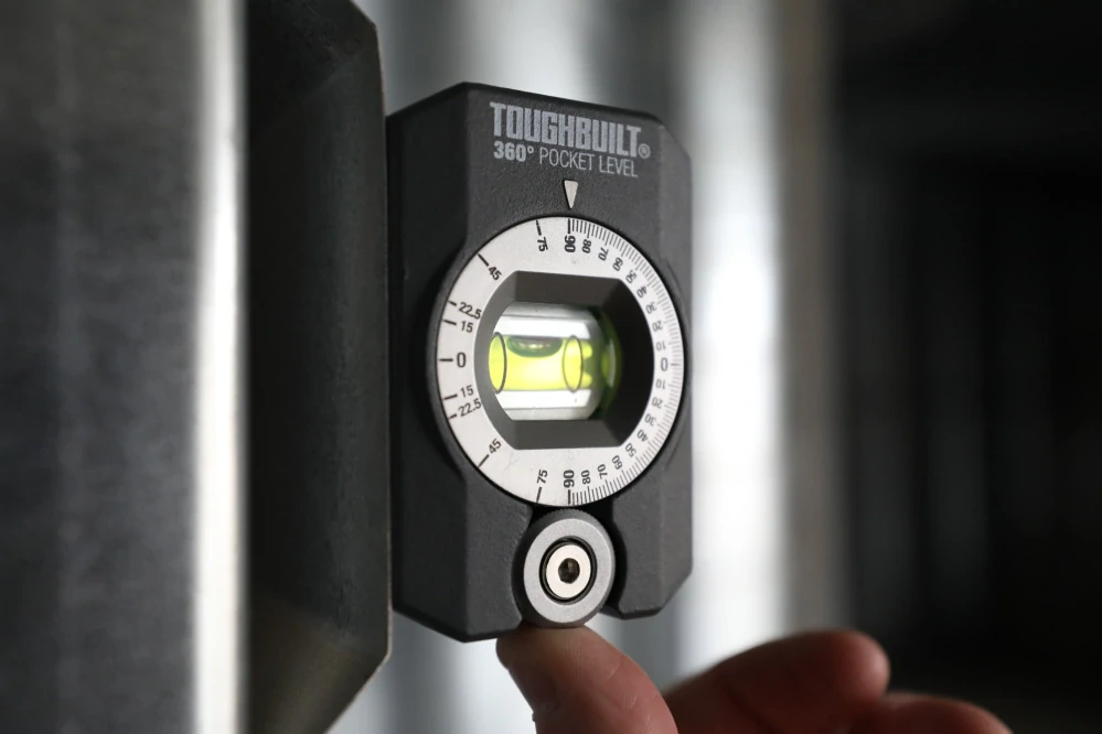 ToughBuilt Vodováha 360° magneticá
